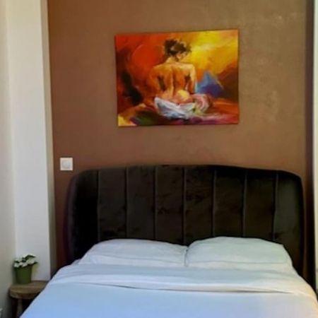 Colline, La Suite Cinema Spa Privee Nancy Eksteriør bilde